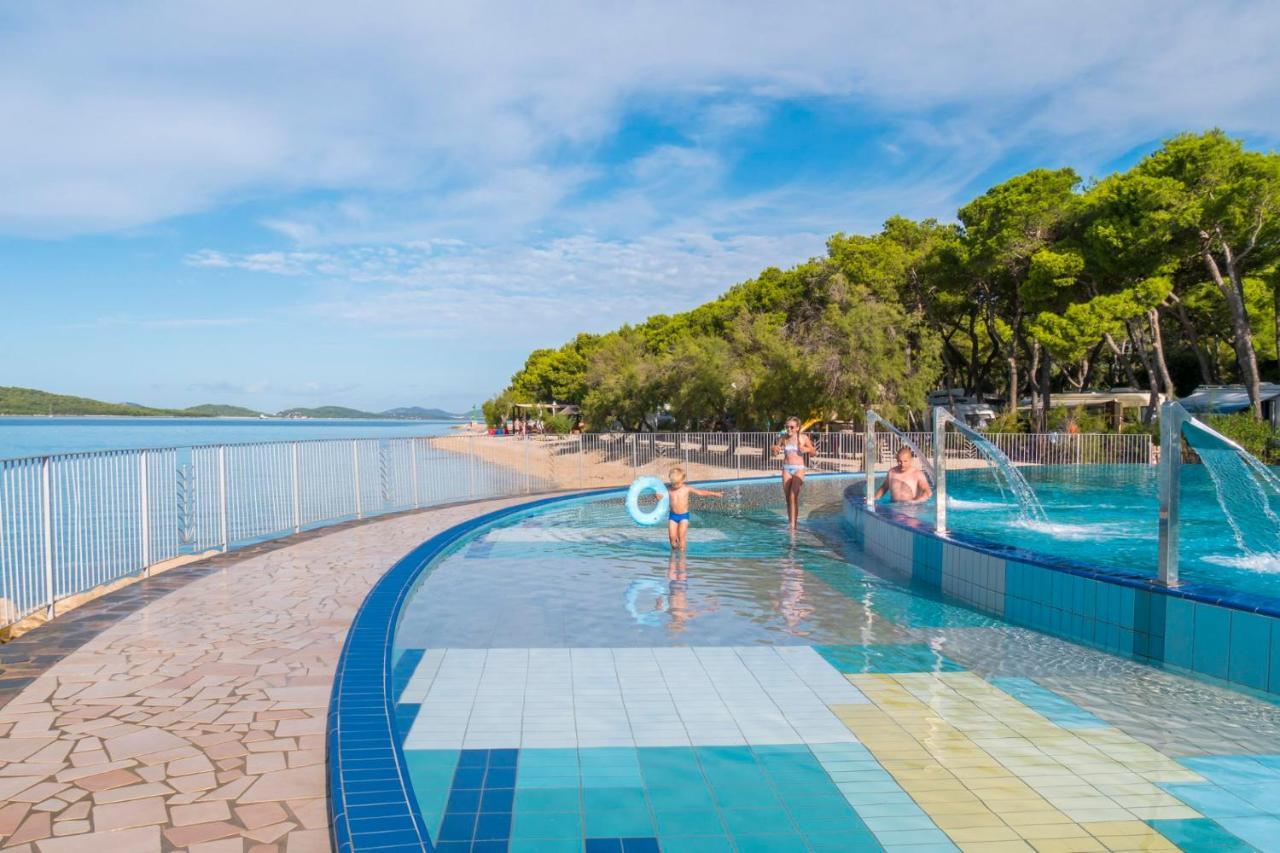 Mobile Homes Solaris Vacanceselect Šibenik Eksteriør bilde