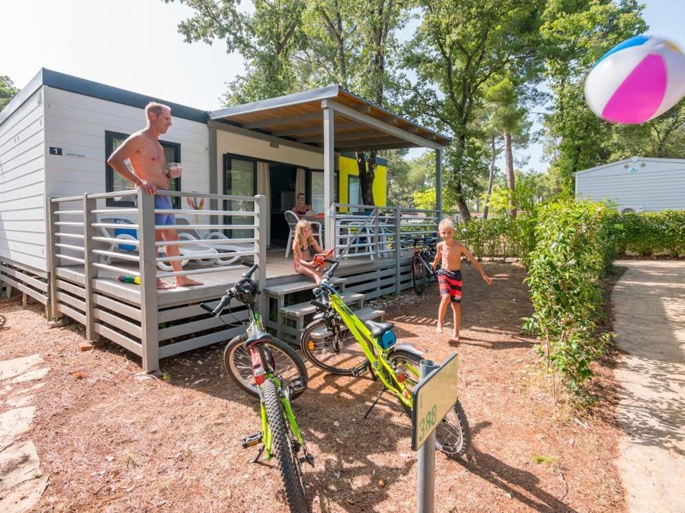 Mobile Homes Solaris Vacanceselect Šibenik Eksteriør bilde
