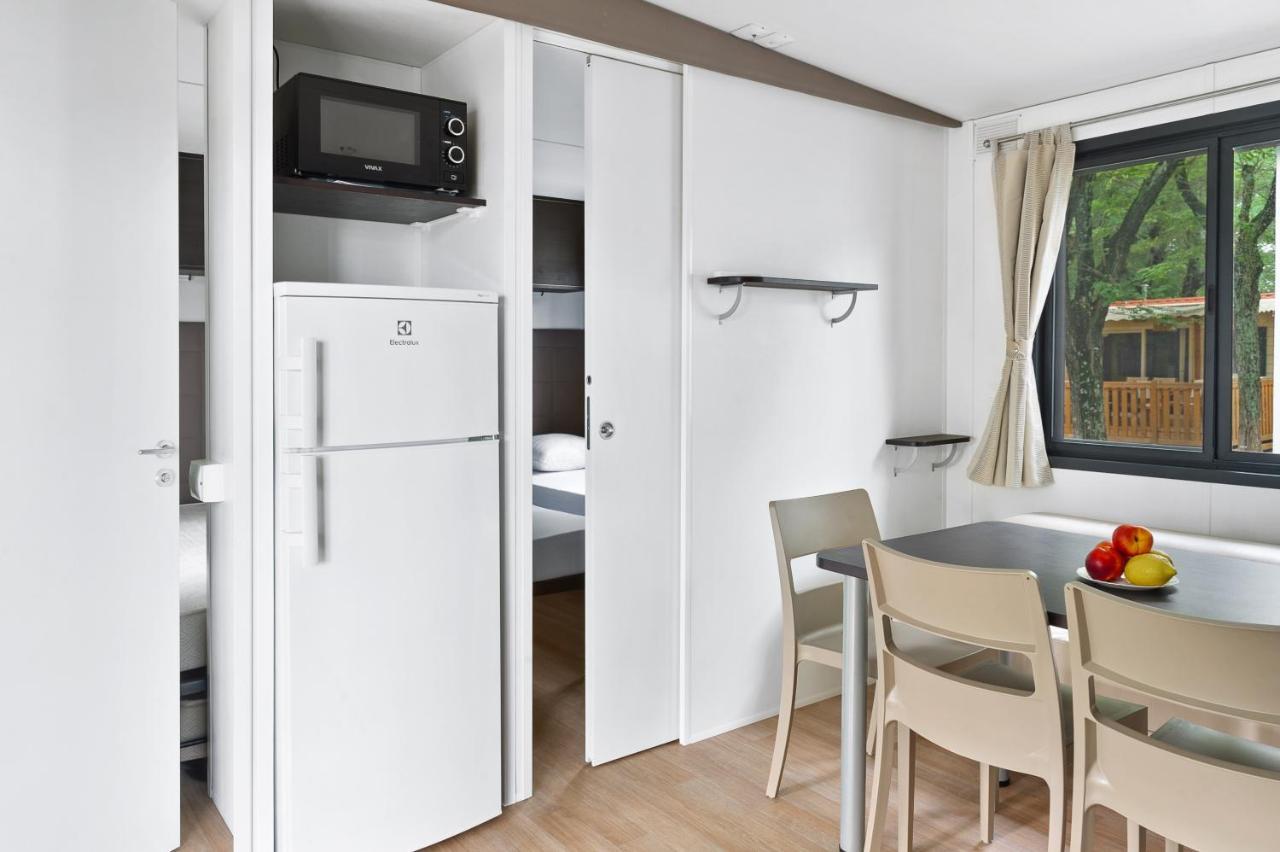 Mobile Homes Solaris Vacanceselect Šibenik Eksteriør bilde