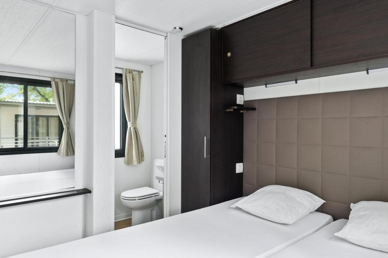 Mobile Homes Solaris Vacanceselect Šibenik Eksteriør bilde