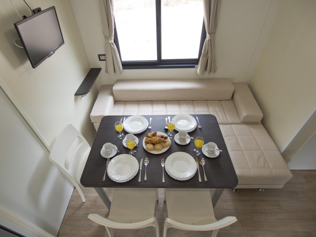 Mobile Homes Solaris Vacanceselect Šibenik Rom bilde